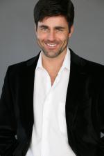 Джаррет Райт: 1365x2048 / 180 Кб