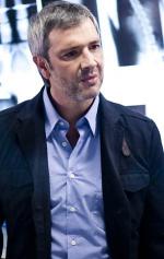 Гонсало Виванчо: 300x473 / 24 Кб