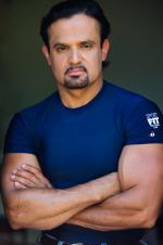 Энрике Чикас: 1363x2048 / 238 Кб