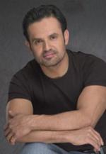 Энрике Чикас: 173x250 / 8 Кб