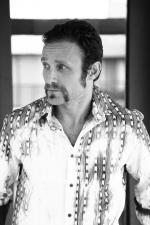 Брайан Кинни: 480x720 / 56 Кб