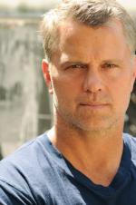 Бо Арнольд: 500x753 / 72 Кб