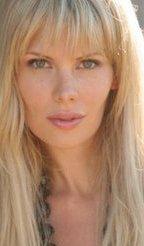 Карина Мишель: 144x246 / 8 Кб