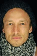 Брэдли Страйкер: 1362x2048 / 453 Кб