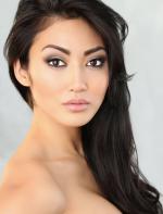 Чести Бальестерос: 1566x2048 / 309 Кб