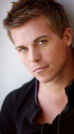 Майкл Роарк: 1140x2048 / 232 Кб