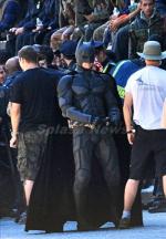 Бобби Холлэнд Хэнтон: 390x560 / 57 Кб