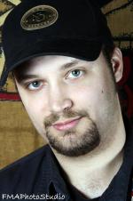 Грег Саммис: 576x864 / 93 Кб