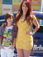 Робби Такер: 1536x2048 / 588 Кб