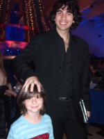 Робби Такер: 1536x2048 / 337 Кб