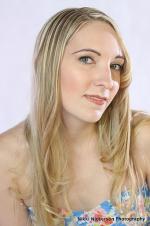 Табата О'Куинн: 341x512 / 34 Кб