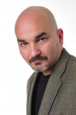 Киф Ли: 1360x2048 / 449 Кб