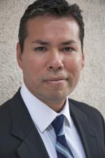 Гэйб Мендес: 1371x2048 / 348 Кб