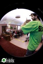 Кевин Трански: 640x960 / 64 Кб