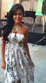 Лора Соарес: 716x1280 / 194 Кб