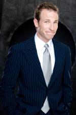 Джонотан Левит: 779x1168 / 142 Кб