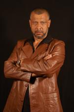 Абрахам Чэйдез: 1371x2048 / 283 Кб