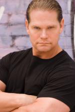 Брайан Грэхам: 467x700 / 40 Кб