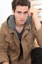 Вольфганд Джей Уэбер: 1366x2048 / 307 Кб