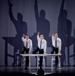 Ник Санторо: 453x462 / 32 Кб