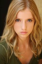 Мэдисон Лесли: 533x800 / 64 Кб