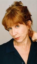 Кати Линд Хьюс: 1181x2048 / 410 Кб