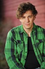 Леонард Лаконо: 1363x2048 / 393 Кб