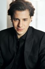 Фото Леонард Лаконо