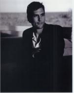 Томас Плуствик: 1632x2048 / 353 Кб