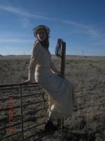 Эшли М. Калфас: 480x640 / 52 Кб