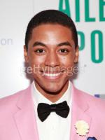 Джастин А. Дэвис: 446x594 / 46 Кб