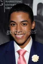 Джастин А. Дэвис: 401x594 / 35 Кб