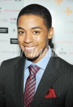 Джастин А. Дэвис: 405x594 / 41 Кб