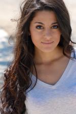 Кармелла Зумбадо: 1371x2048 / 429 Кб