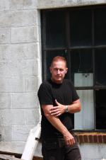 Майк Уолкер: 1365x2048 / 268 Кб