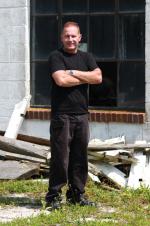 Майк Уолкер: 1365x2048 / 393 Кб