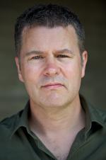 Аластер Томсон Миллс: 1365x2048 / 283 Кб