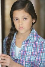 Дженна Ортега: 480x720 / 78 Кб