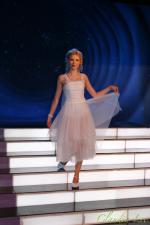 Клаудия Ли: 700x1050 / 74 Кб