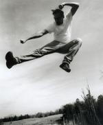 Кеони Эверингтон: 428x519 / 27 Кб