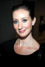 Ингрид Блум: 343x512 / 23 Кб