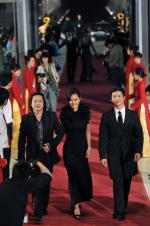 До Тхи Хай Йен: 400x601 / 47 Кб