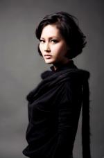 До Тхи Хай Йен: 462x700 / 24 Кб