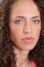 Фаншен Кокс: 1365x2048 / 367 Кб