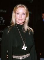 Бо Дерек: 295x400 / 16 Кб