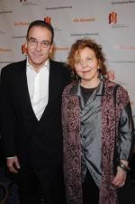 Мэнди Пэтинкин: 266x400 / 25 Кб