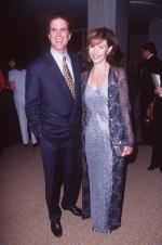 Мэри Стинберген: 468x703 / 64 Кб