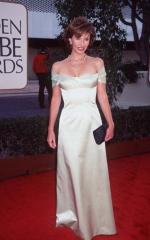 Мэри Стинберген: 468x748 / 60 Кб