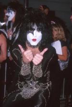 Пол Стэнли: 272x400 / 23 Кб