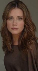 Эмма Бейтс: 200x371 / 11 Кб